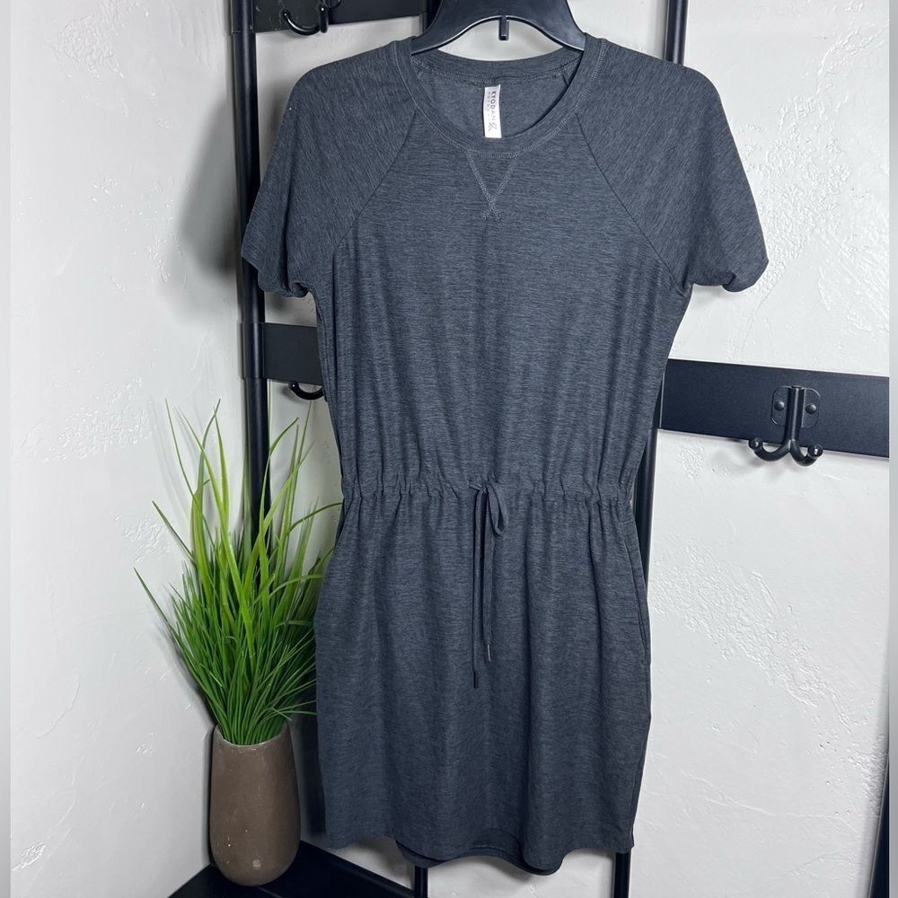 Kyodan Outdoor Women's dark grey short sleeve cinched waist dress Size XS - Picture 14 of 14